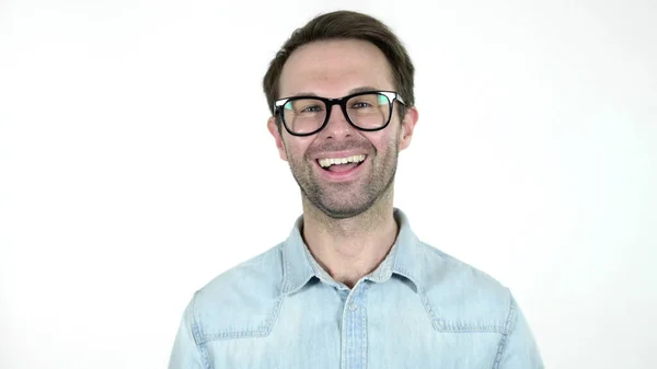 Sorrindo Casual Homem Isolado em Fundo Branco — Fotografia de Stock