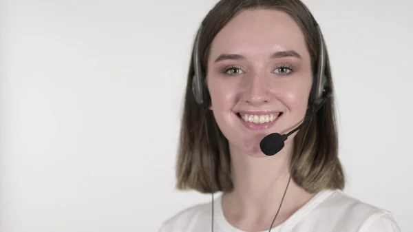 Close Up of Usmívající se call centrum žena s sluchátky, bílé pozadí — Stock fotografie