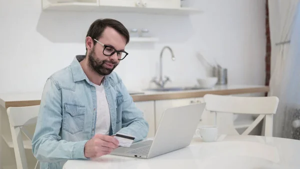 Online Payment by Beard Young Man — Stock Photo, Image