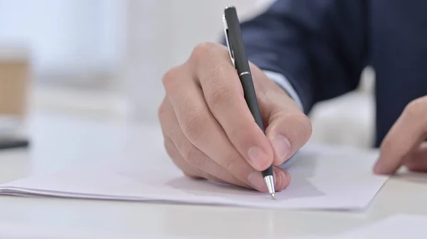 Businessman Writing on Paper, Close Up — Stock Photo, Image