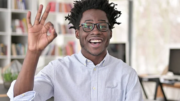 Ok Sign by Content Young African Man — Stock fotografie