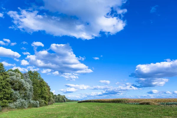 Landscape background with clouds — Stock Photo, Image
