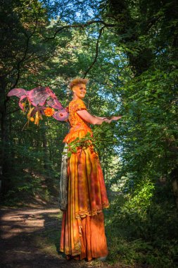 oyuncu olarak orman peri