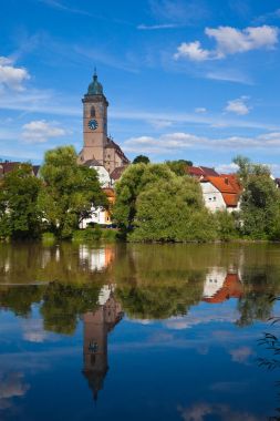 Chuch Almanya'da Neckar Nehri, Laurentius