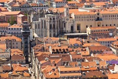 Lizbon 'daki Santa Justa Asansörü