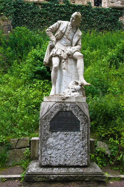 在德国魏玛的莎士比亚纪念碑 — 图库照片