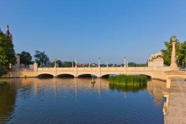 Kalenin Schwerin için köprü