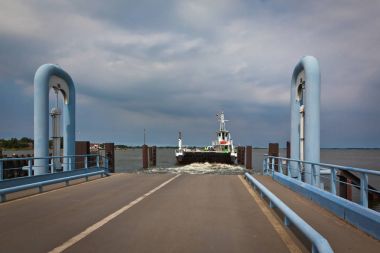 Rügen Adası feribot