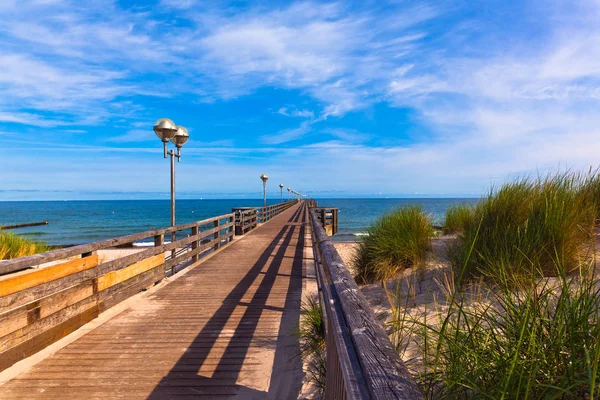 Jetty at the beach of Graal Mueritz — Stock Photo, Image