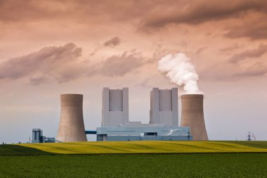 kömür santralı ve peyzaj