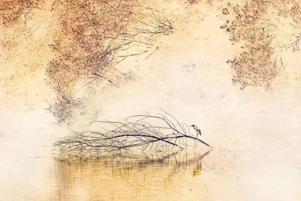 Heron sitter på ett träd i vatten — Stockfoto