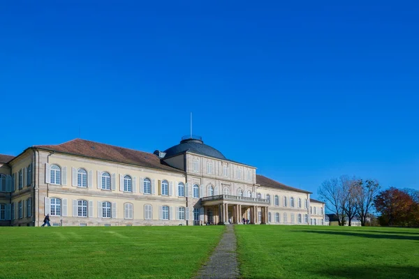Hohenheim universitet och palace — Stockfoto