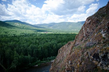  Khakassia güzel kayalarda