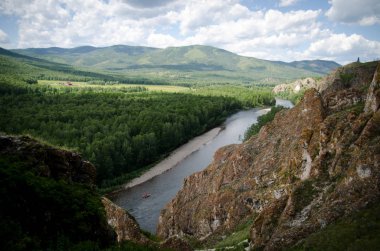  Khakassia güzel kayalarda