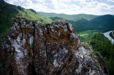  Khakassia güzel kayalarda