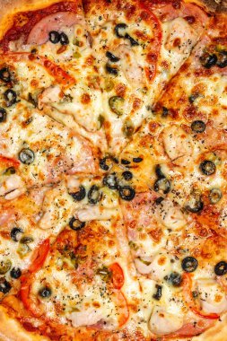 Pizza mermer masada.