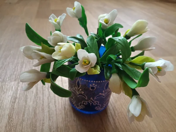 Fleurs Gouttes Neige Porcelaine Froide Pour Intérieur — Photo