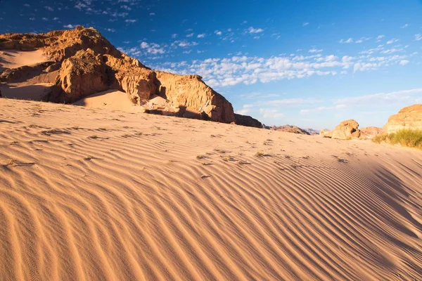Konsep pemanasan global latar belakang gurun pasir — Stok Foto
