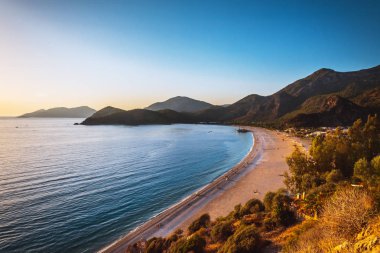 Günbatımı Ölüdeniz lagün deniz plaj Türkiye