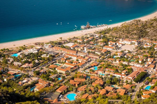 Oludeniz lagun i havet landskap utsikt över stranden — Stockfoto