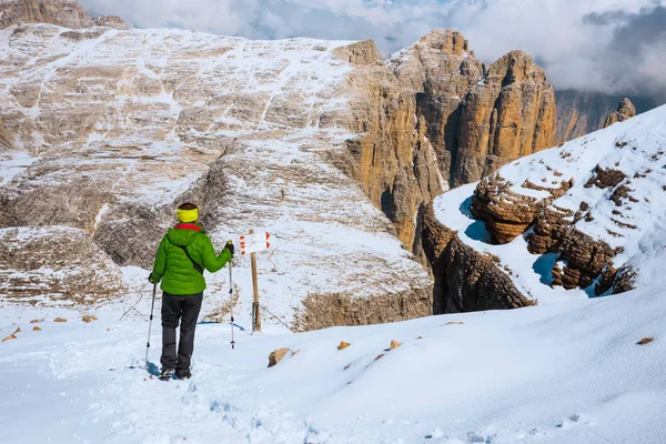 Randonnées touristiques en montagne Sella Ronda — Photo