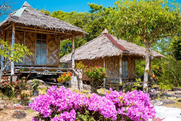 Соломенный дом в Таиланде парк Пхи Пхи — стоковое фото
