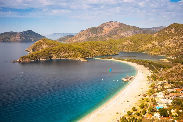 Oludeniz laguny w morze widok na plażę — Zdjęcie stockowe