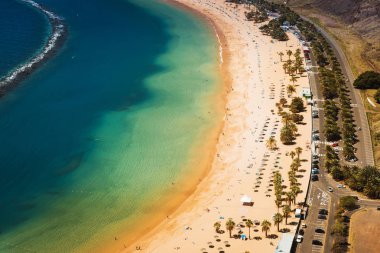 Plaj Las Teresitas Tenerife şaşırtıcı görünümü