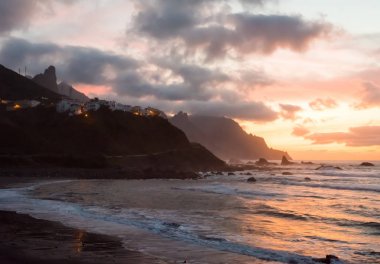 Günbatımı okyanus Tenerife