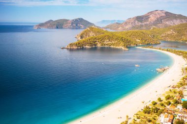 Deniz manzaralı Oludeniz lagünüName