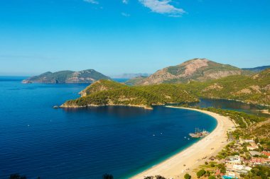 Deniz manzaralı Oludeniz lagünüName
