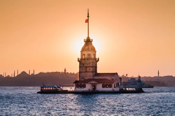 Torre de Doncella o Kiz Kulesi Estambul, Turquía — Foto de Stock