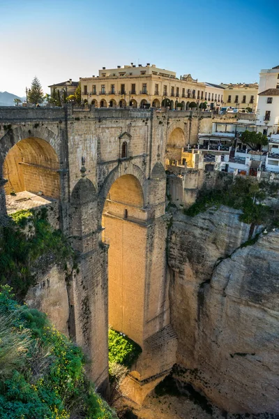 Puente Nuevo y ciudad Ronda, España — Foto de Stock