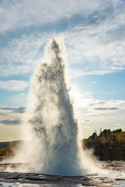 冰岛Geyser Strokur 图库图片