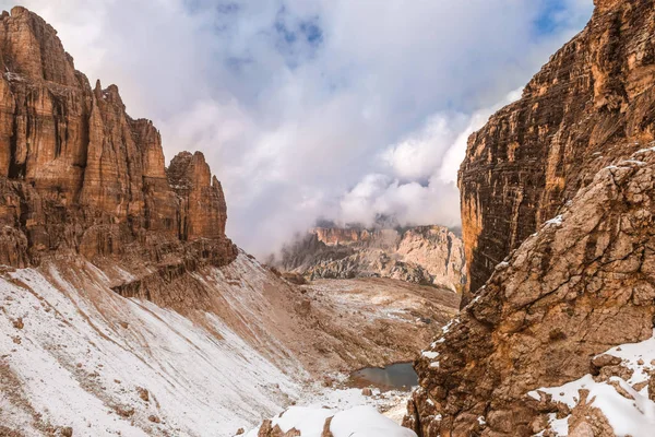 Sökvägen till Sella Ronda Dolomiterna Italien — Stockfoto