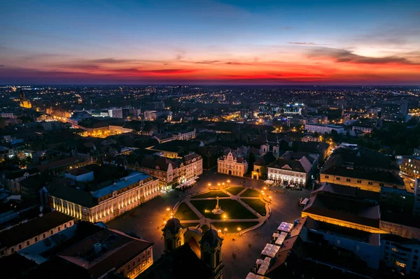 Union Square Timisoara - mavi saatte havadan görünümü — Stok fotoğraf