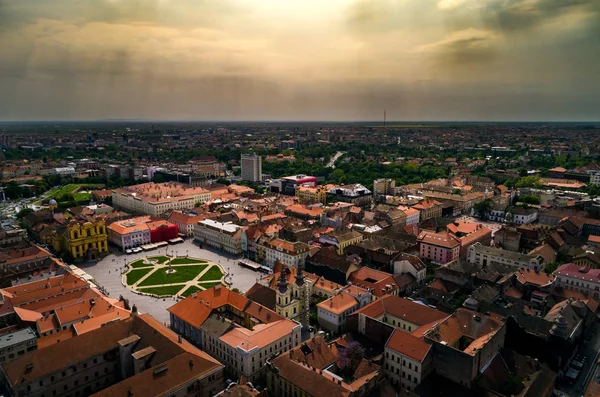 Bulutlu Bir Günde Timisoara Nın Tarihi Merkezi Profesyonel Bir Dron — Stok fotoğraf