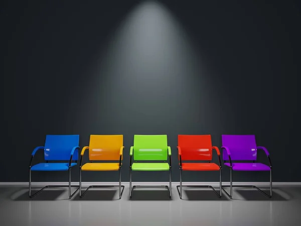Cadeiras Coloridas Sala Espera Escura Com Bom Ponto Luz Parede — Fotografia de Stock
