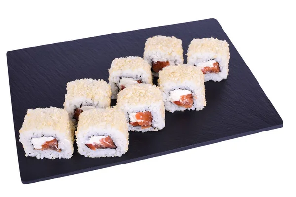 Tradycyjne Świeże Japońskie Sushi Bułki Czarny Kamień Cezar Salmon Roll — Zdjęcie stockowe