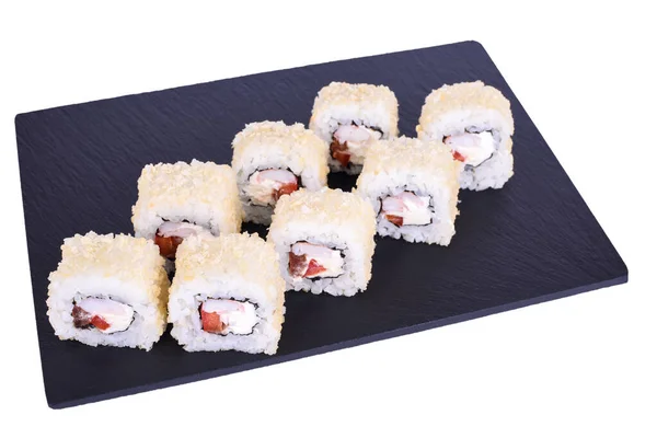 Tradycyjne Świeże Japońskie Sushi Bułki Czarnym Kamieniu Cezar Ebi Roll — Zdjęcie stockowe