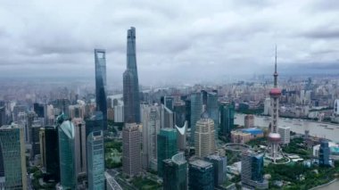 Modern şehir gökdelenleriyle Şangay gökdelenleri, Çin