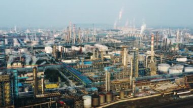 Havadan görünümü petrol rafinerisi, rafineri tesisi, rafineri fabrika