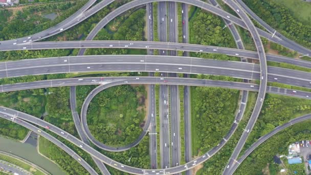 Pemandangan Udara Dari Jalan Raya Dan Jembatan Layang Kota — Stok Video