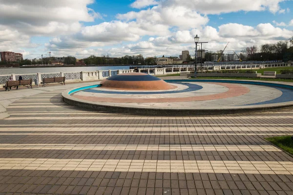 Setin bir çeşme ile