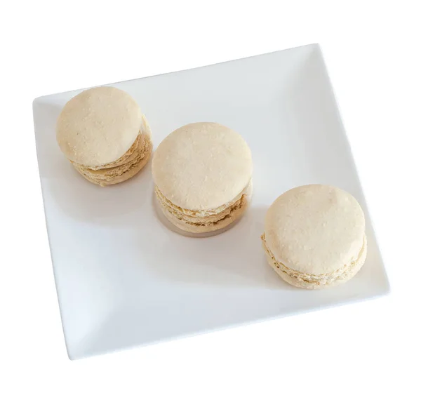 Café doce macaroons, francês tradicional, creme, prato branco — Fotografia de Stock