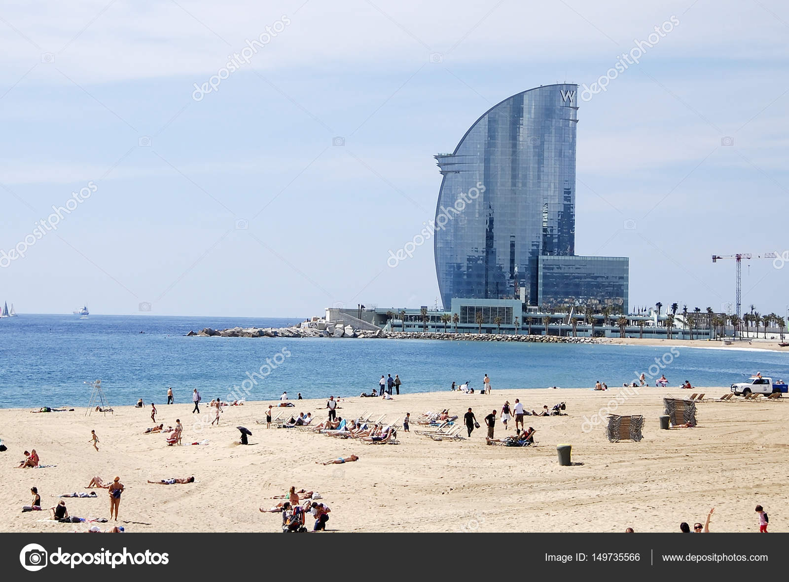 Barcelona Spain May 1 2012 Visiting The Barceloneta