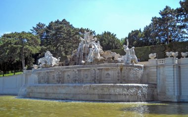 Viyana, 9 Mayıs 2012. Neptün Çeşmesi, Gloriette ziyaret. 