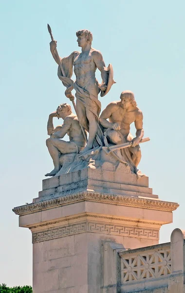 Een bezoek aan het plein Venezia. Detail van het Monument van Victor Emanuel Ii — Stockfoto