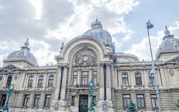 Le Palais de la CEC construit en 1900, par Paul Gottereau . — Photo