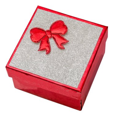 Parlak gümüş kapak ve kırmızı yay, kırmızı hediye kutusu yakın çekim,